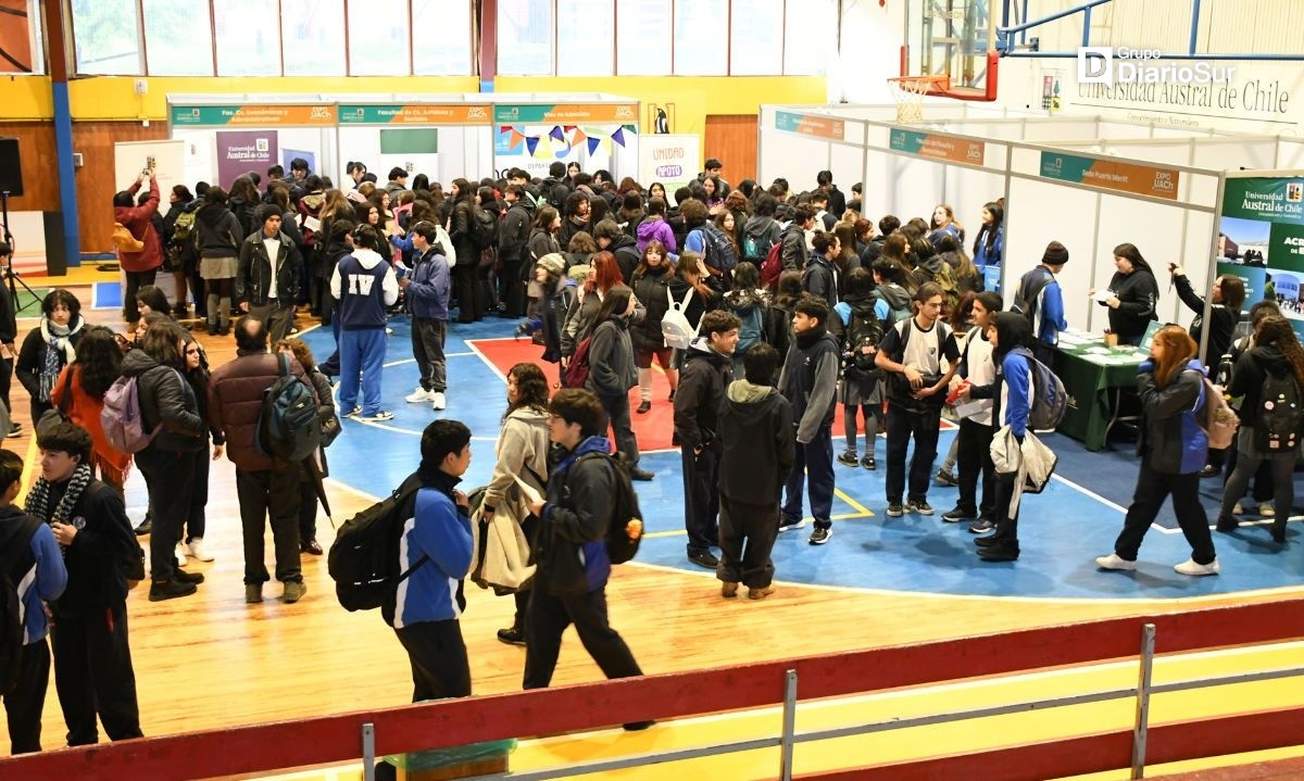 Más de mil 500 estudiantes visitaron la EXPO UACh en Valdivia
