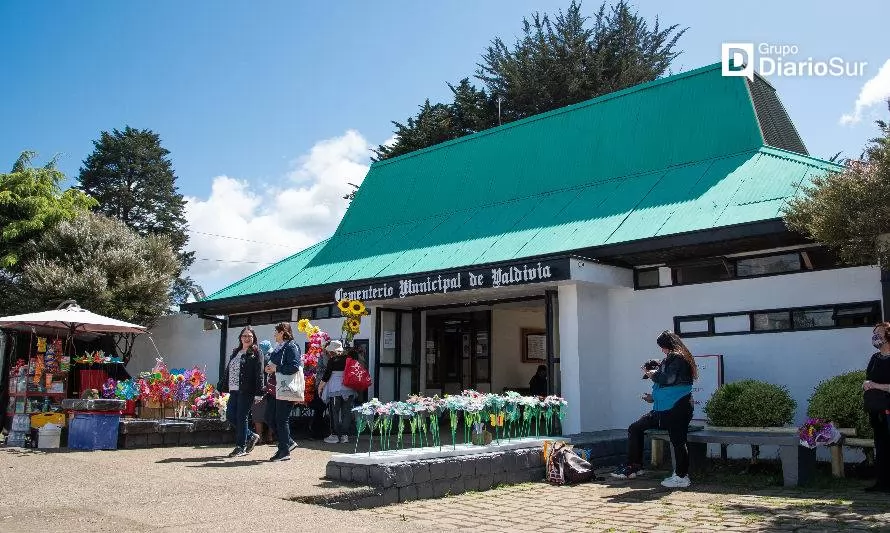 Cementerios de Valdivia se preparan para recibir miles visitantes en día de Todos los Santos