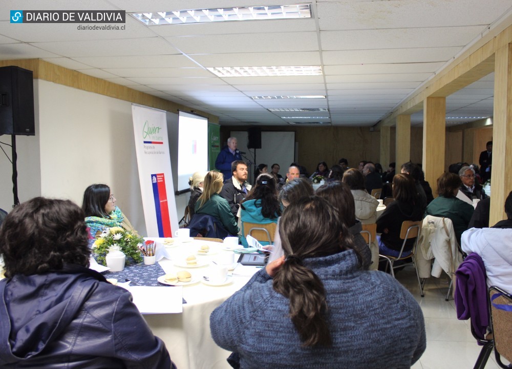 Minvu organizó diálogos con dirigentes vecinales de Valdivia, Paillaco y Los Lagos