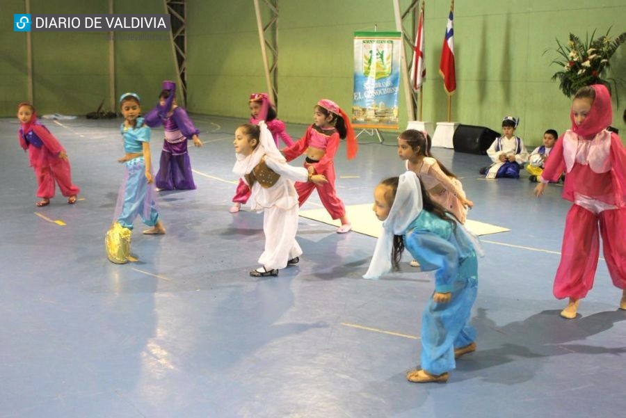 La Escuela El Bosque de Valdivia celebró aniversario N°10