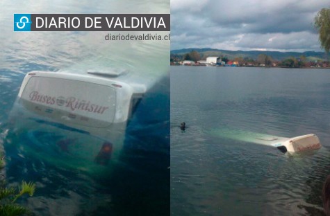 Bus Riñisur cayó al lecho del río en las cercanías del terminal de Valdivia