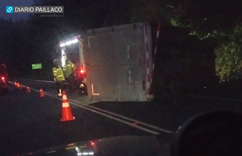 Alarma de bomberos por accidente en ruta Paillaco - Valdivia