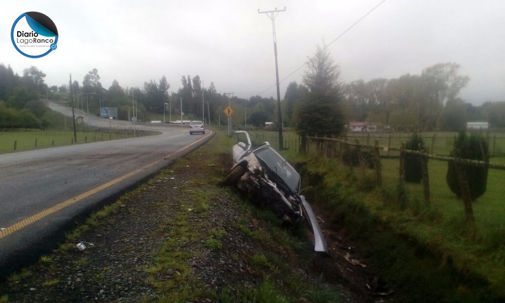 Conductor bajo los efectos del alcohol protagonizó grave accidente en Lago Ranco