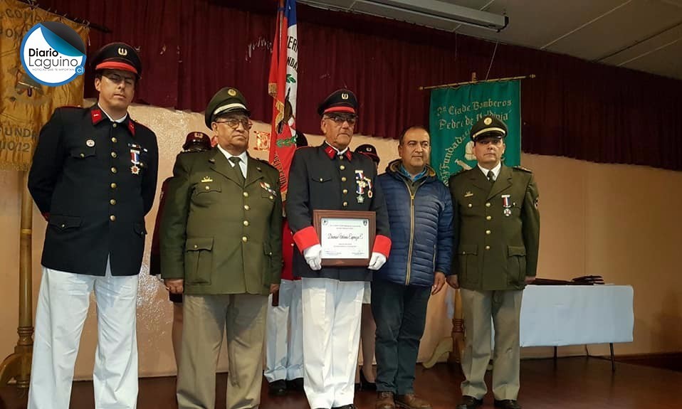 Bomberos de Los Lagos conmemoró 74 años de existencia