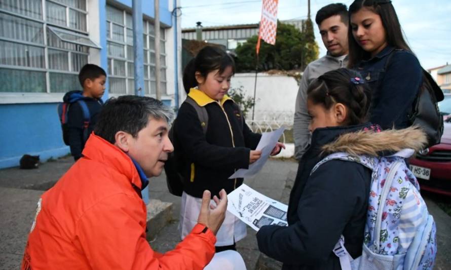 Municipio de Valdivia impulsa campaña contra el bullying en primer día de clases
