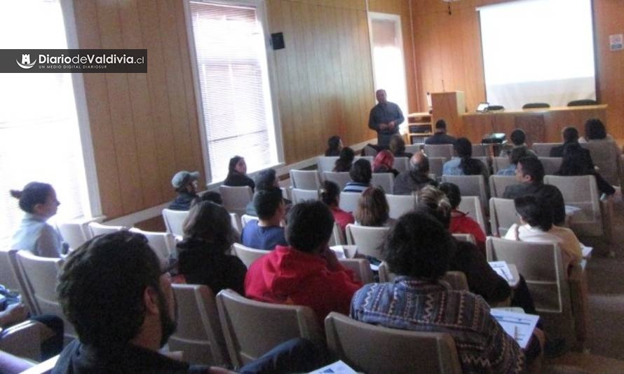 Centro de Negocios dicta taller sobre temas contables y legales para un emprendimiento exitoso