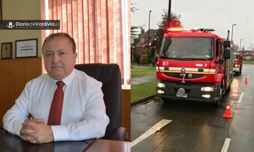 Superintendente Alvarado: "Bomberos de Valdivia recibe 10 pitanzas a diario" 