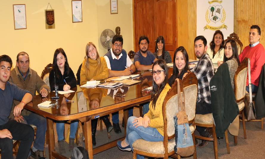 Municipio, jóvenes y bomberos limpiarán cañones de adultos mayores de Paillaco