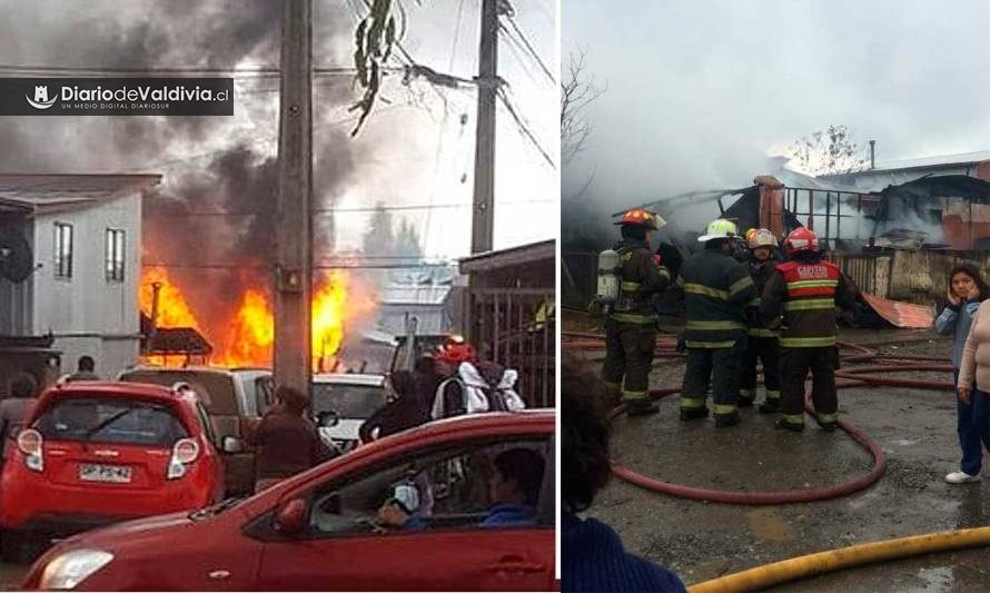 Mujer sufrió quemaduras en incendio que destruyó casa y dañó otra en Valdivia