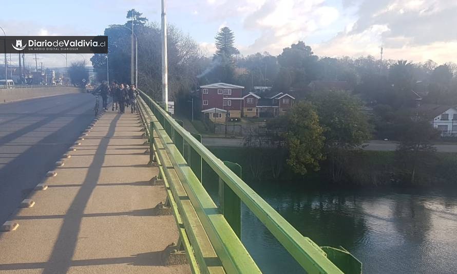 PDI capturó a sujeto que habría lanzado a su ex pareja al río en Valdivia