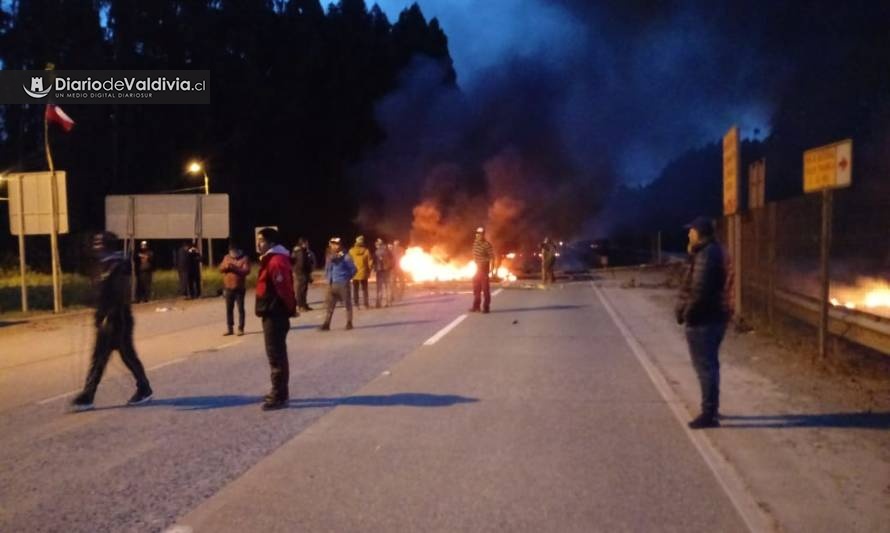 Anuncian querella por daños y agresión a Carabineros tras manifestación de pescadores