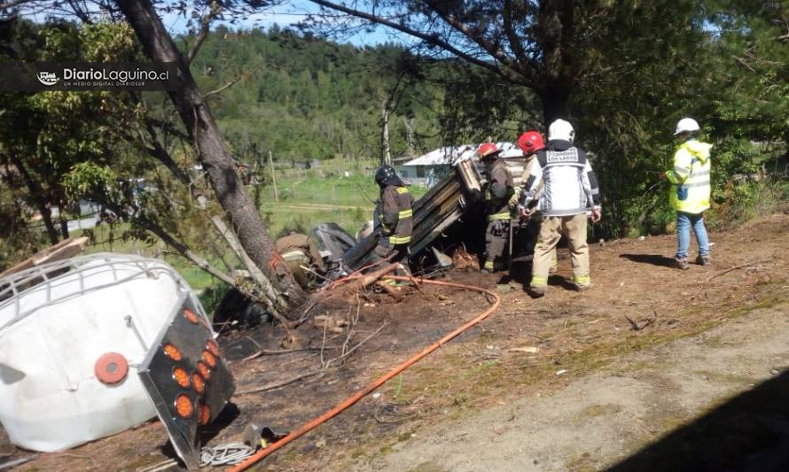 Colisión e incendio de vehículos deja 5 lesionados en Los Lagos