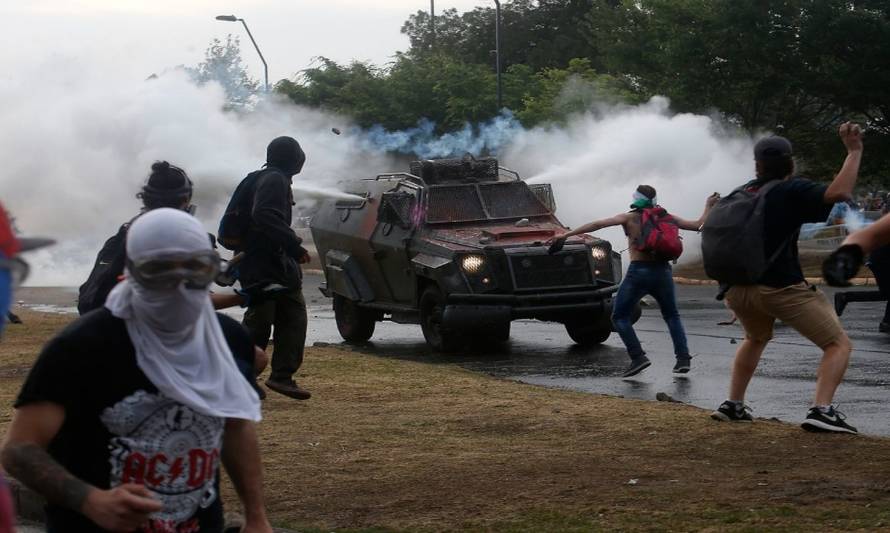 Berger valora que se condene la violencia desmedida en Chile