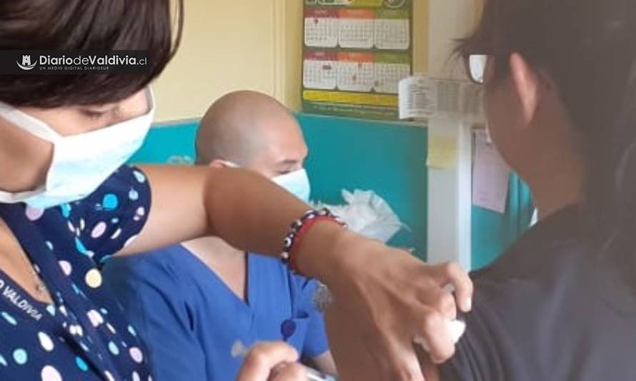 Este viernes se reinicia vacunación en todos los centros de salud de Valdivia