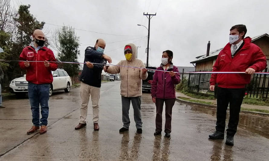 Vecinos de Puerto Nuevo cortaron cinta por pavimentación participativa