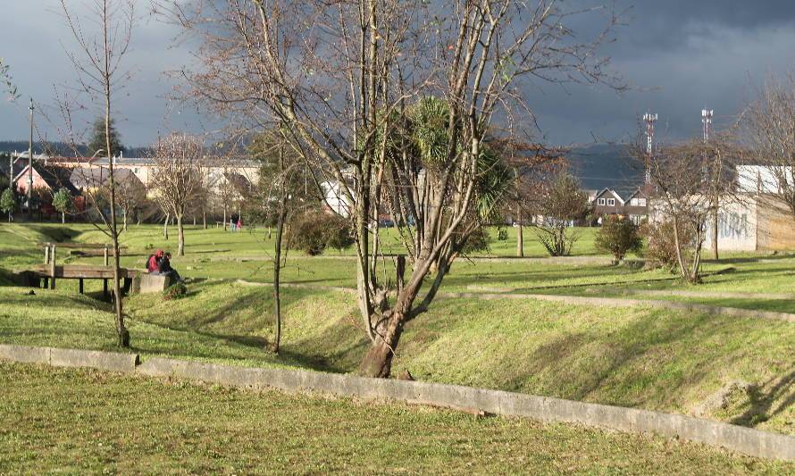 Vecinos del parque Krahmer interponen demanda ambiental contra instalación del centro del adulto mayor