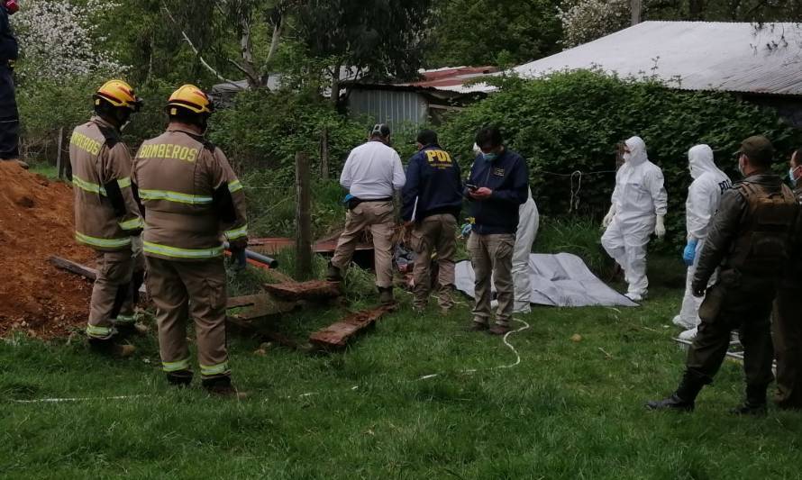 Investigan hallazgo de cadáver al interior de un pozo en Río Bueno