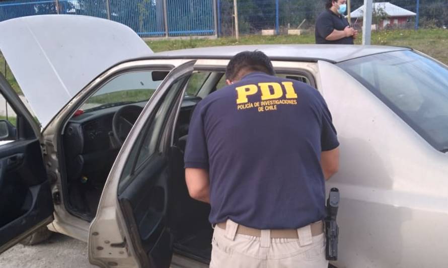 Valdivia: Detectives recuperaron automóvil robado en la Plazuela Berlín