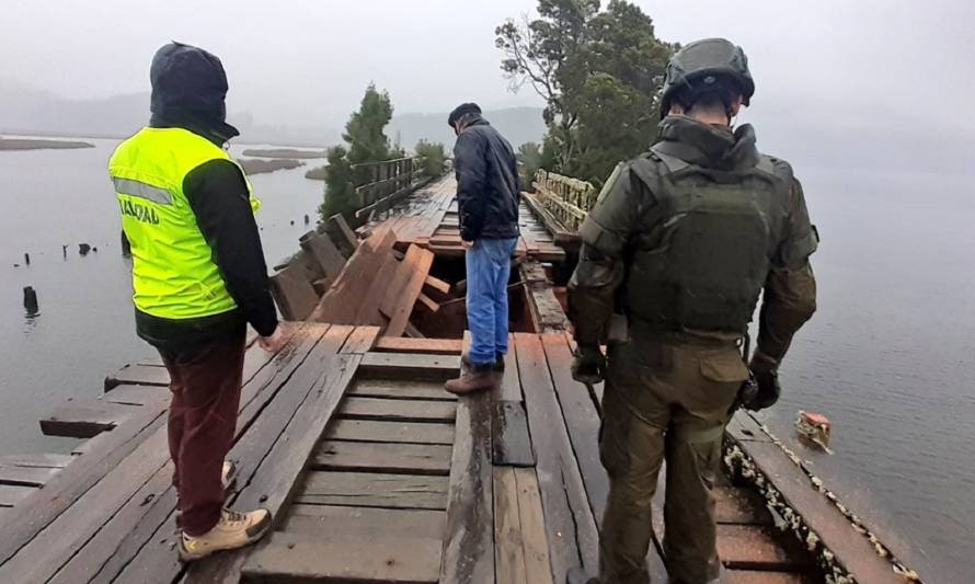 De 3 a 4 días tardarán reparaciones de puentes dañados en Ruta Valdivia-Corral