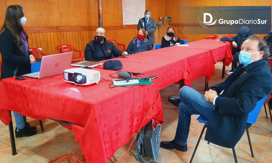 Dirigentes conocieron detalles del retraso en el Cesfam de Barrios Bajos en Valdivia
