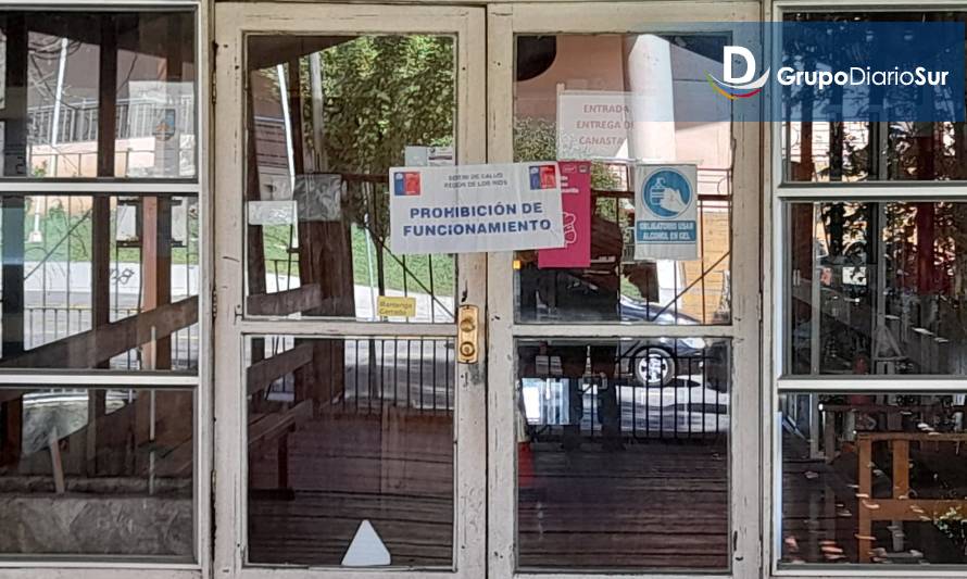 Por razones sanitarias suspenden clases presenciales en liceo de Valdivia 