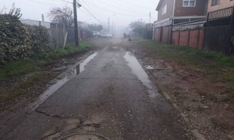 Municipalidad de Valdivia aprueba 33 proyectos de pavimentación de calles y veredas