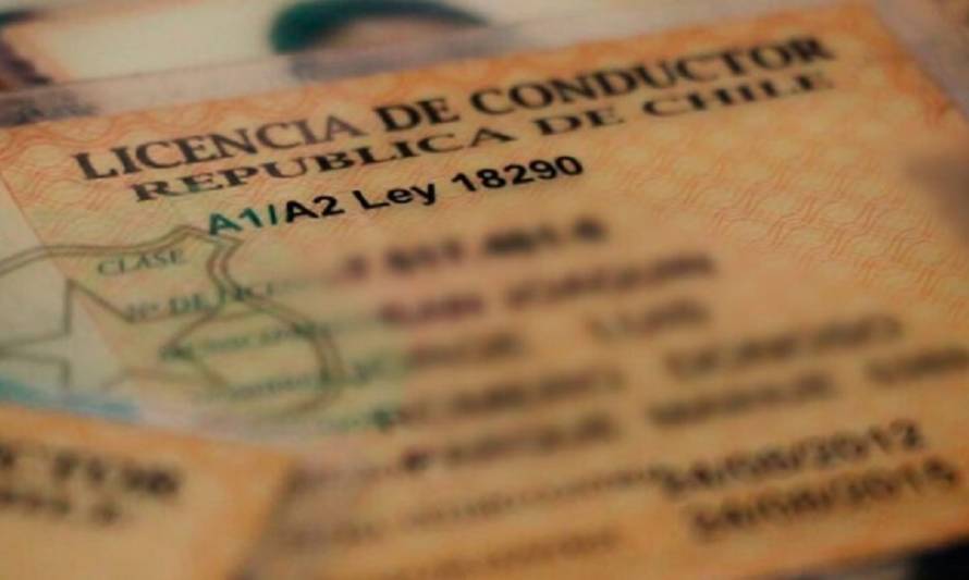 Avanza proyecto que prorroga licencias de conducir