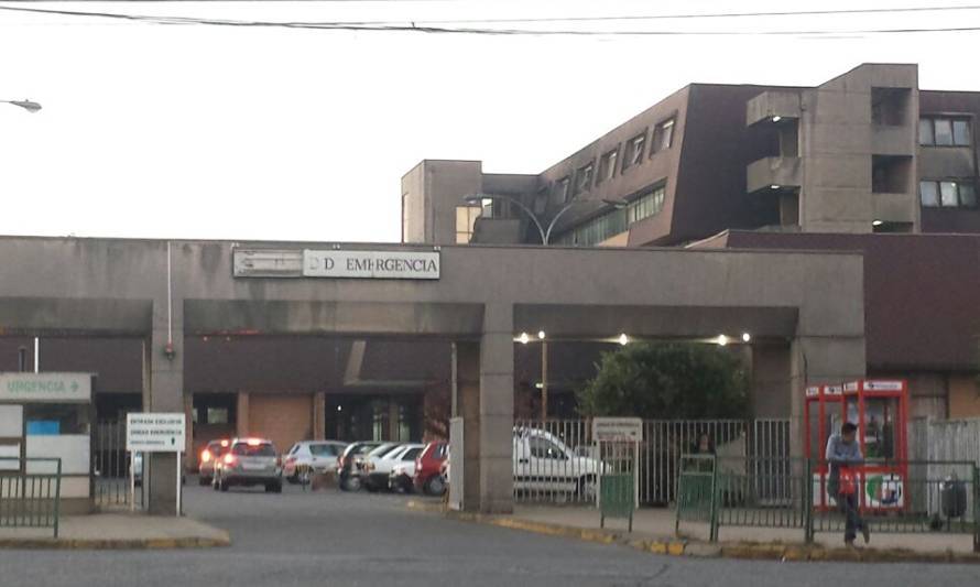 Punto de vacunación de Hospital Base de Valdivia no atenderá este martes