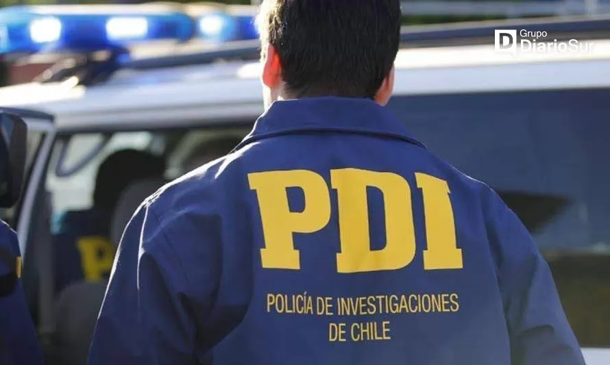 Brigada PDI investiga las causas de muerte de una persona en la vía pública de Valdivia
