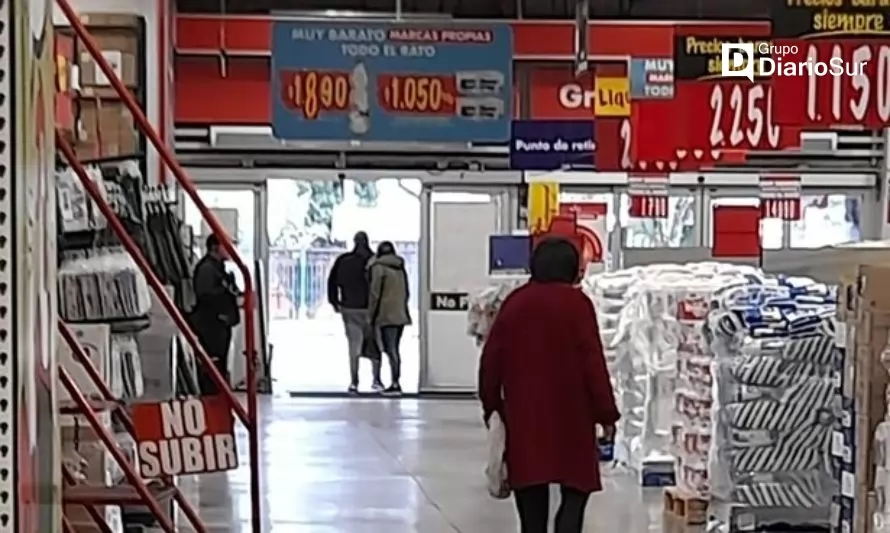 Levantan prohibición de funcionamiento en supermercado de Valdivia