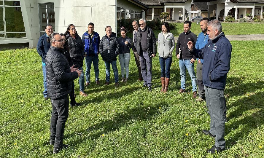 El encuentro de innovación aplicada al riego Chile-México se realizó en INIA Remehue. Créditos: INIA.