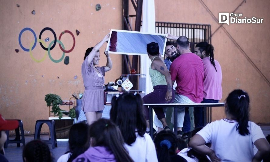 El teatro llegará a los rincones más apartados de Los Ríos gracias a la iniciativa de la Gira 12x12. Crédito: Asociación Patrimonial Cultural de la Región de Los Ríos.