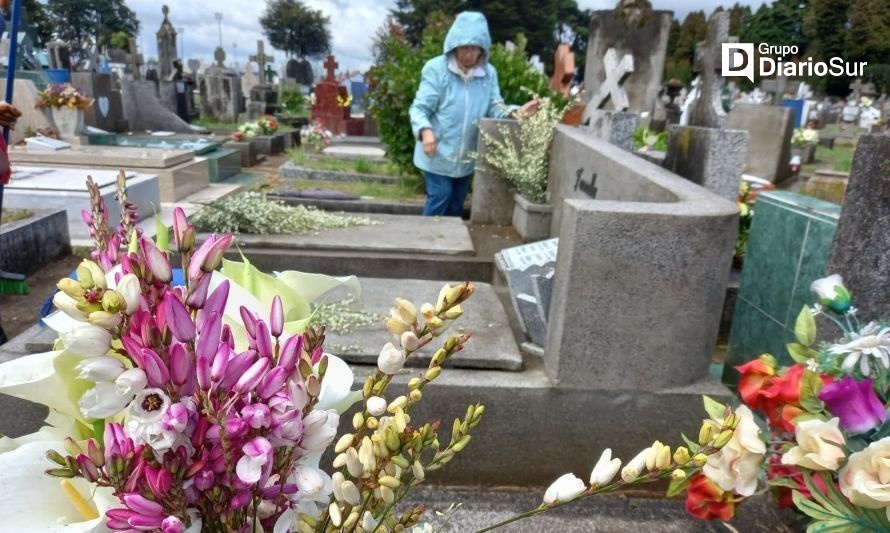 Como cada año, se espera que muchas personas lleguen a los cementerios de la región en este día especial. Crédito: DiarioSur.