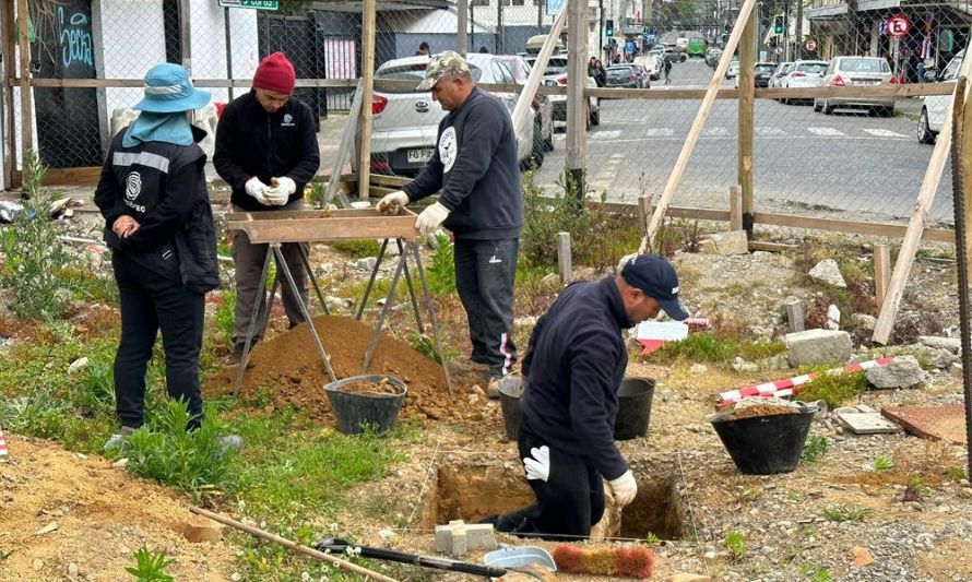 Apoyo transversal recibió propuesta del municipio para destrabar obras paralizadas en centro de Valdivia. Crédito fotos: Comunicaciones Municipalidad Valdivia.