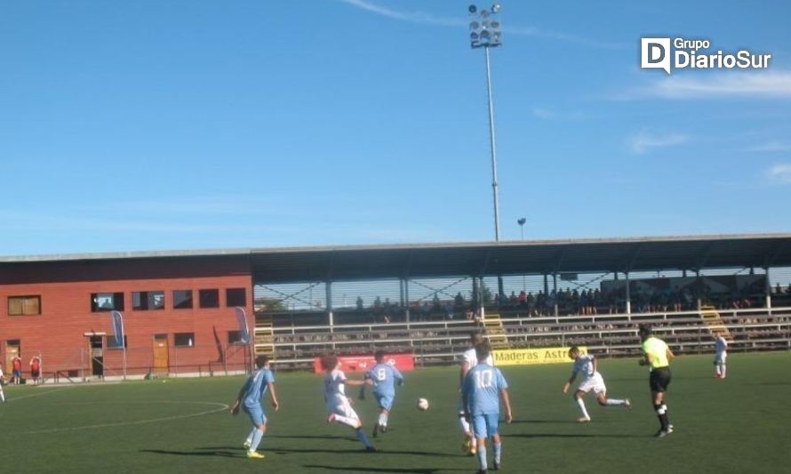 Estadio Félix Gallardo de Valdivia contará con nueva y moderna iluminación 