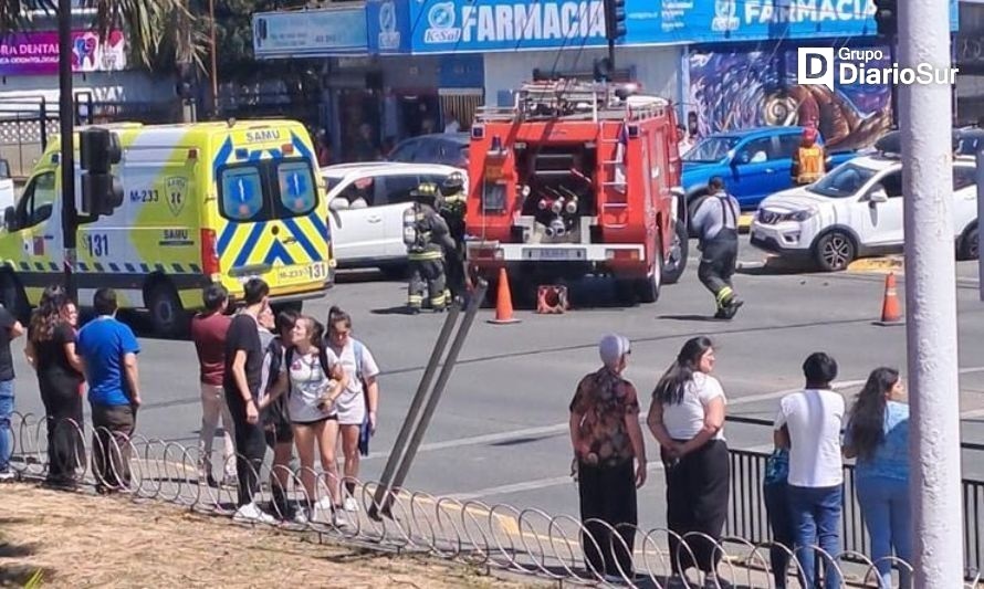 Violenta colisión de automóviles en Valdivia