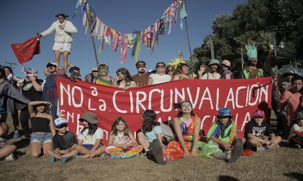 Festival Santuario Angachilla sorprendió a Valdivia con divertido panorama