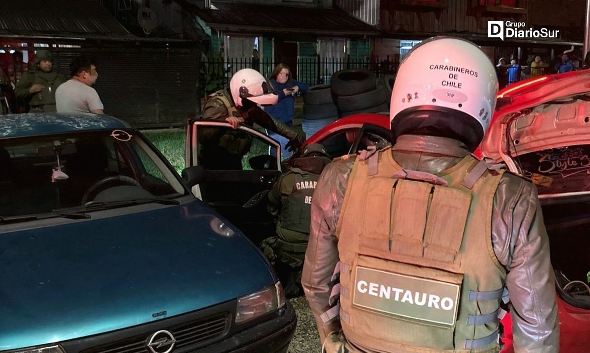 Sujeto intentó atropellar a carabinero durante control de tránsito en Valdivia
