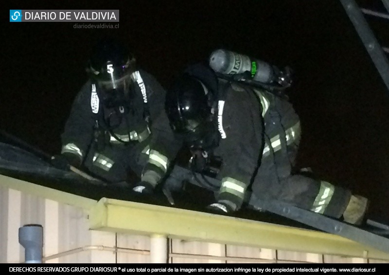 Inflamación de chimenea en cementerio municipal 2 movilizó a Bomberos