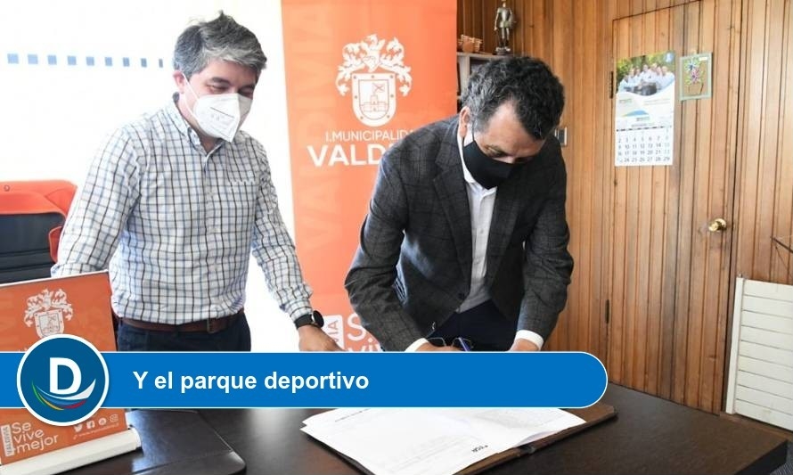 Convenio Municipalidad de Valdivia-UACh  para desarrollar futuro Estadio Regional