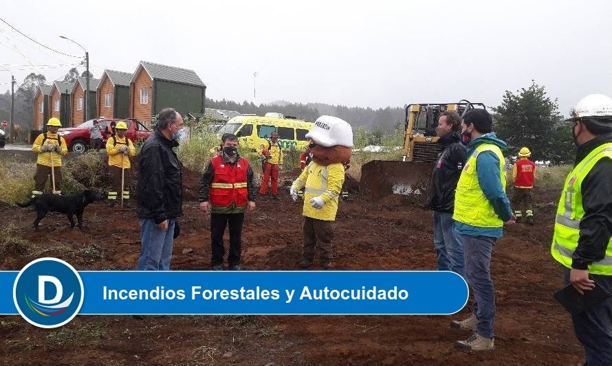 Realizan cortafuegos preventivos en San José de la Mariquina