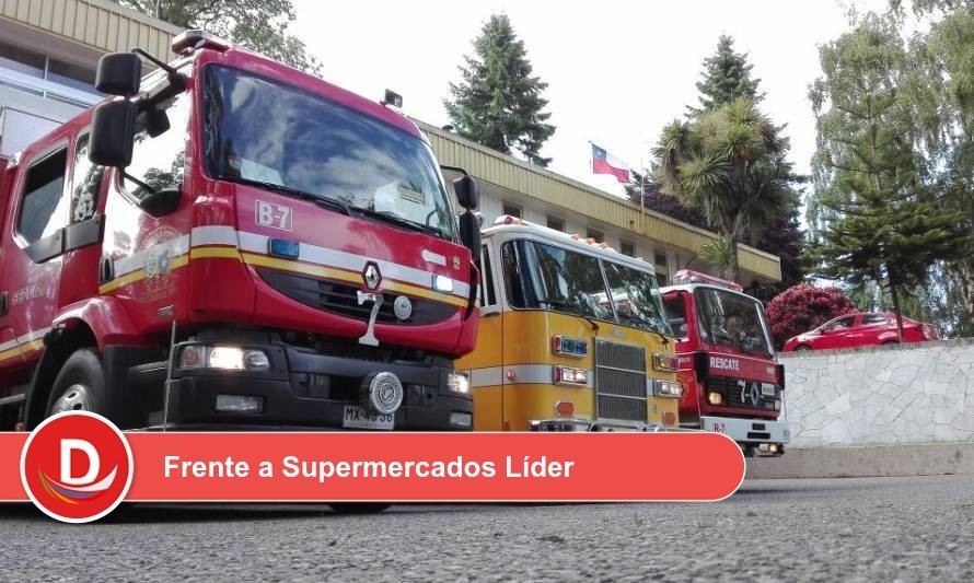 Incendio afectó a varios departamentos en el sector Regional de Valdivia