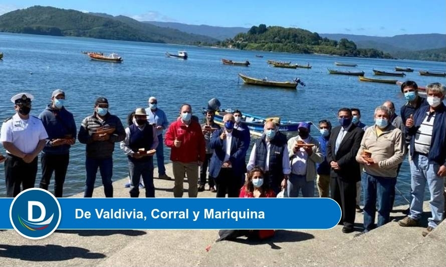 26 Pescadores artesanales recibieron recursos para recambiar sus embarcaciones