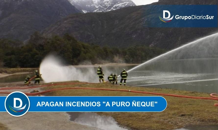 Van a emergencias en bote: Conozca a los Bomberos de Tortel, Región de Aysén