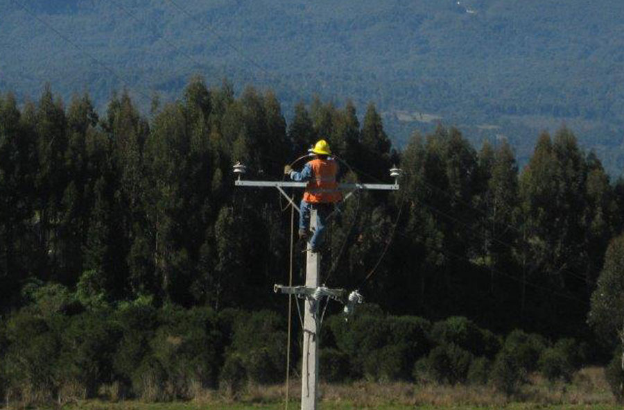 Corte de energía afecta desde las 20 horas a Futrono