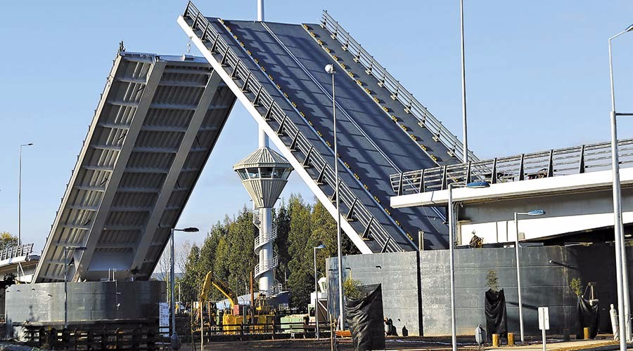 Contralorìa arroja nuevas luces sobre responsabilidad del Mop en fallas del puente Cau-Cau