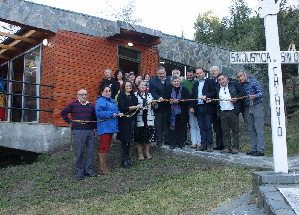 Comunidad cordillerana de Futrono cuenta con moderno salón multipropósito