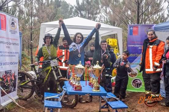 Llifenino se coronó campeón en competencia de Downhill en Loncoche