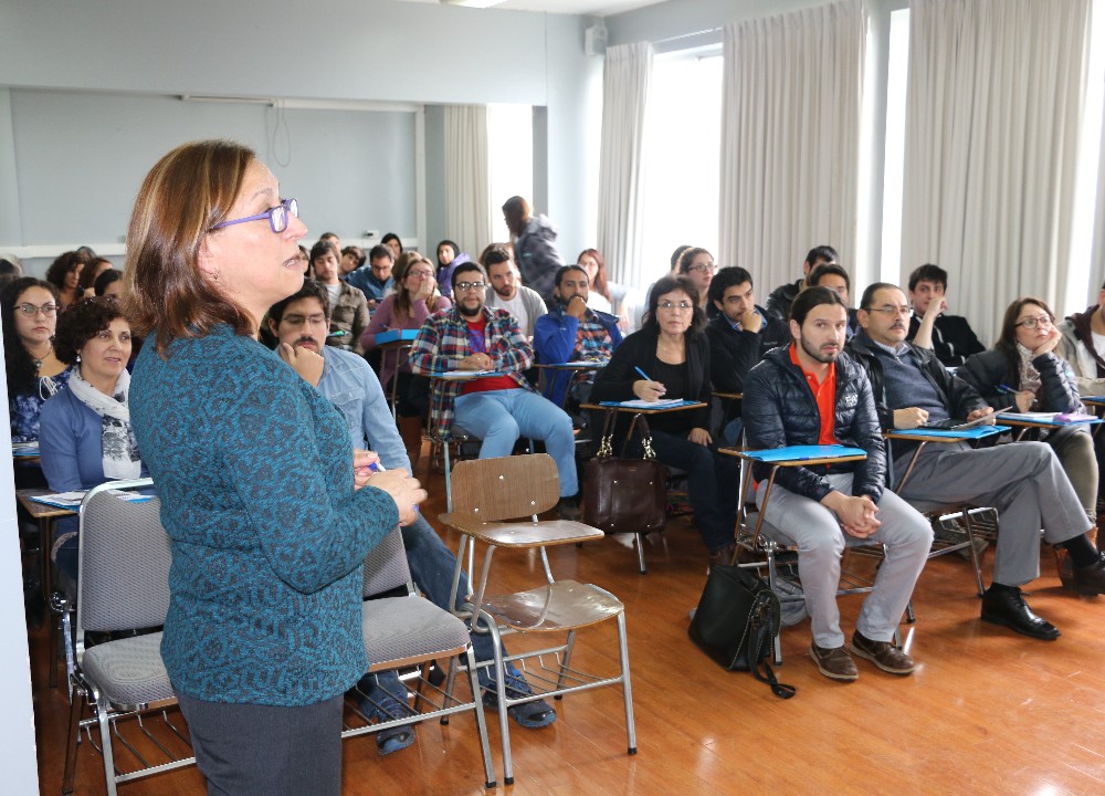 Profesionales de la salud realizan Taller de Cuidados Paliativos