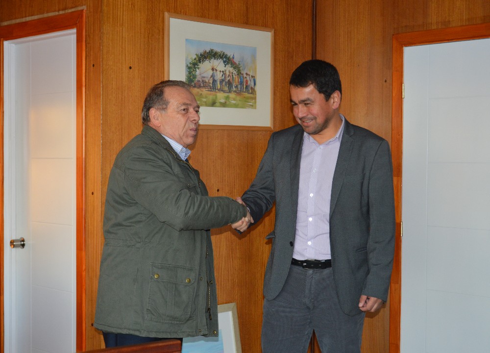 Diputado Berger (RN) se reunió en primer encuentro protocolar con alcalde de Lago Ranco